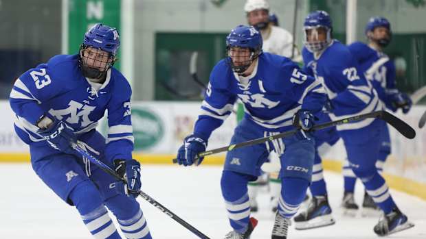 Minnetonka vs Edina Feb11-23 Jeff Lawler10